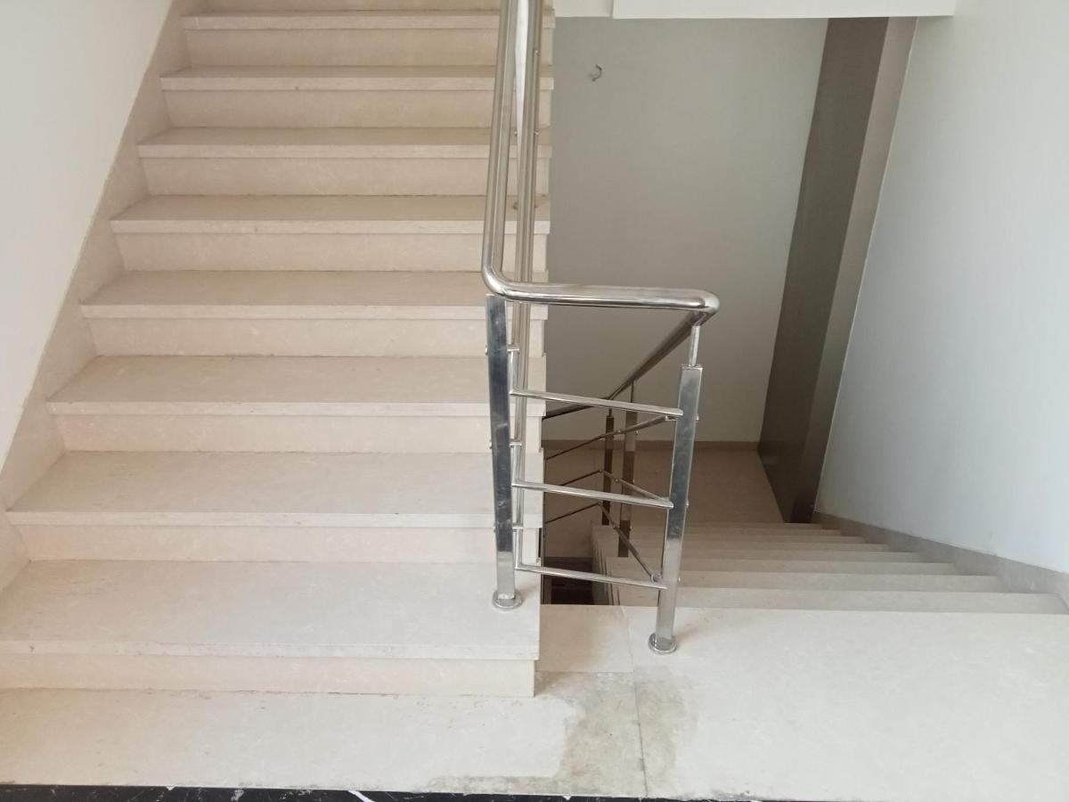Hotel Dwarka Palace Ahmednagar Dış mekan fotoğraf